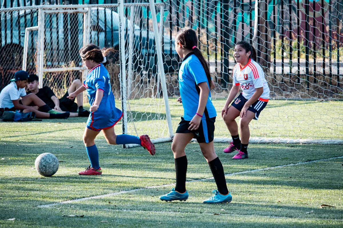 Escuela De Futbol Femenina