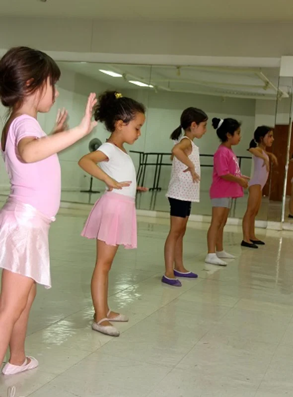 Ballet 4 y 5 años alumnas nuevas