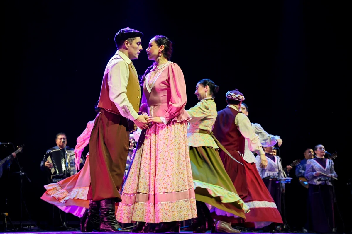 Ballet Folklórico Nacional BAFONA en Futrono