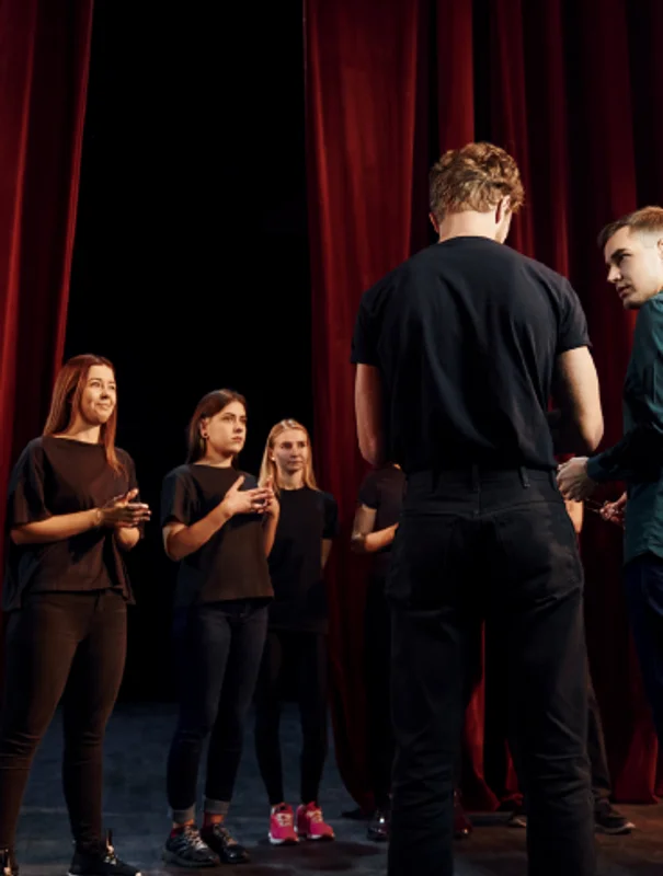 Taller de teatro juvenil y artes escénicas
